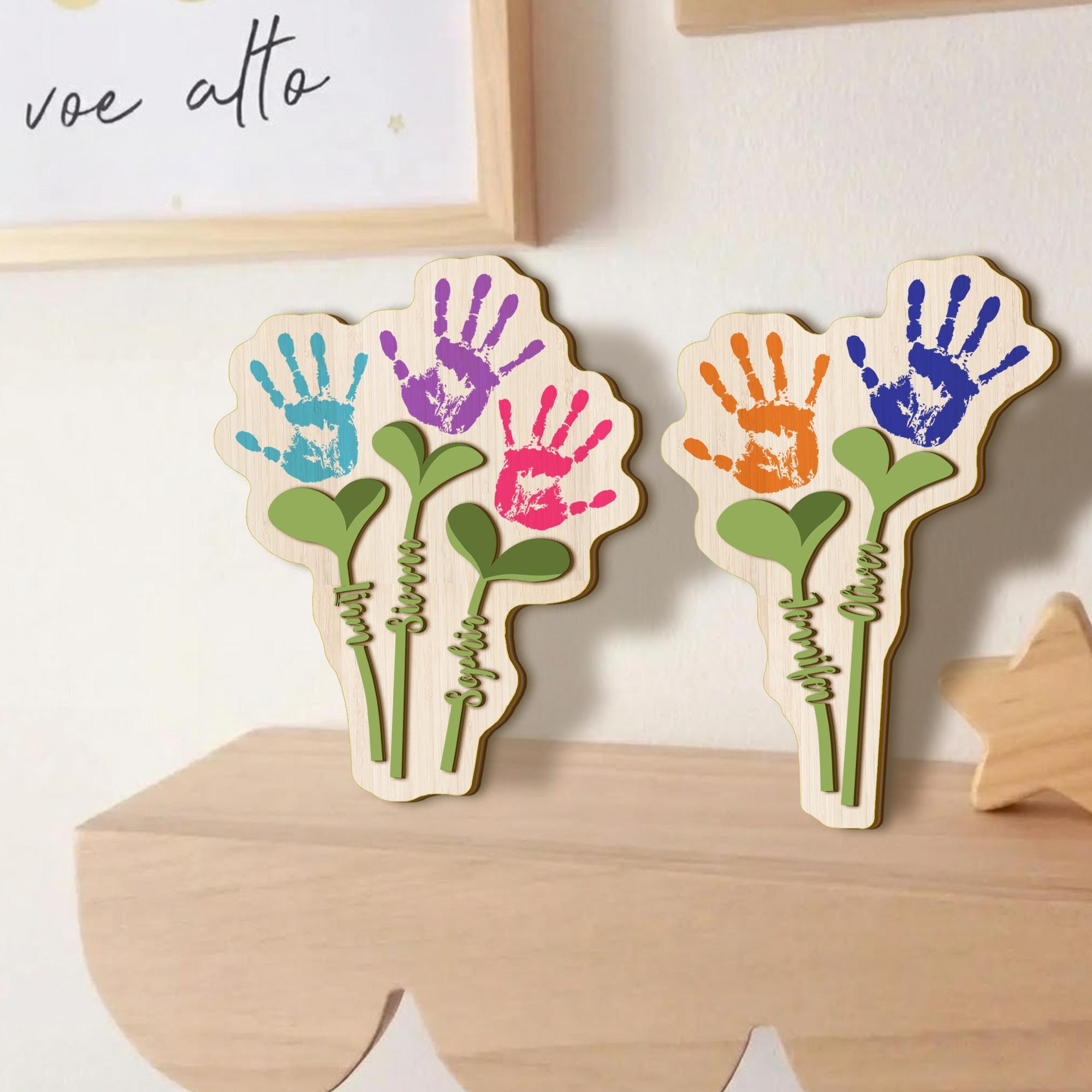 Personalized Handprint Flower Gift for Mom, Wooden Keepsake Mother’s Day Gift, Custom Baby Handprint Plaque, Mom Gift from Kids, Wooden Sign