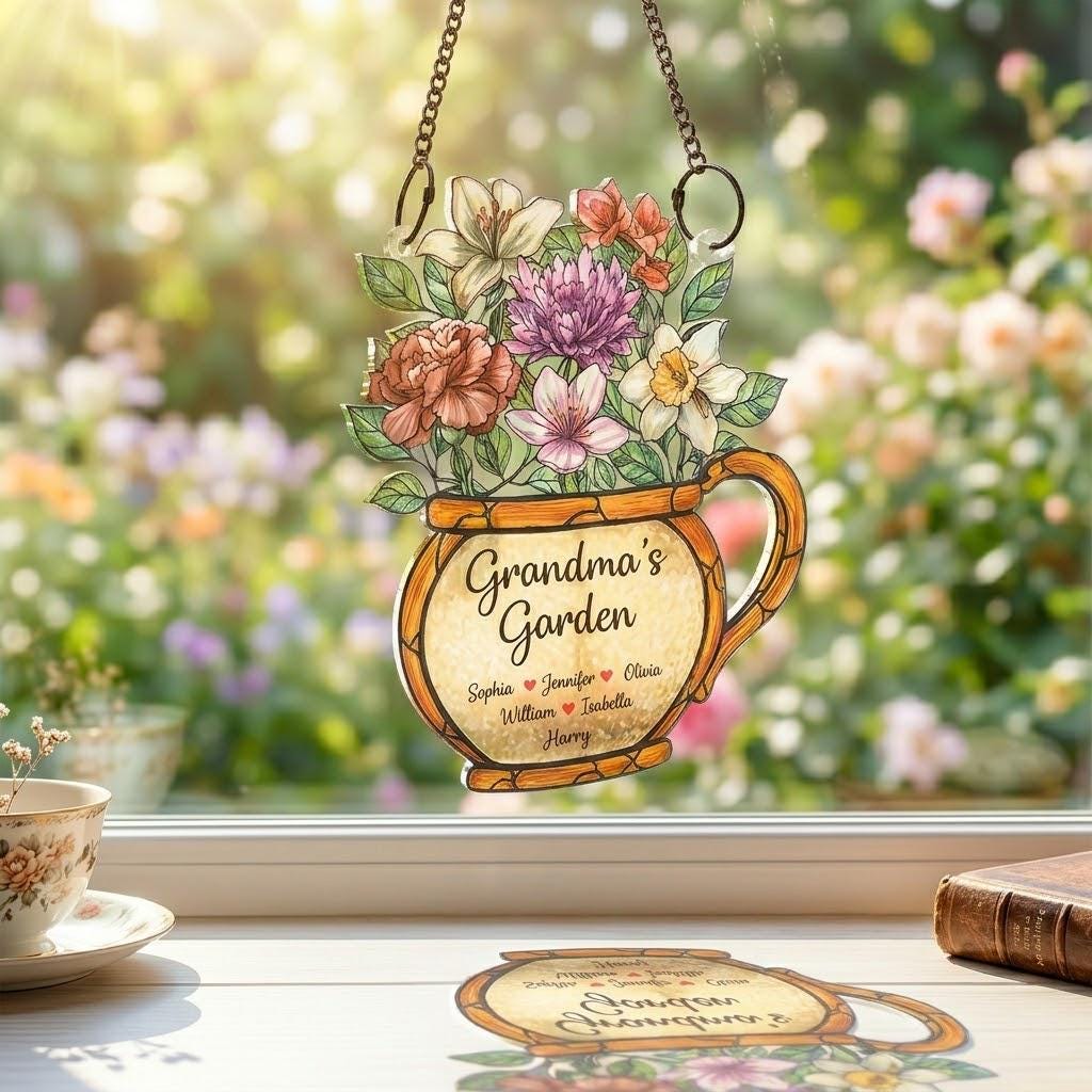 Personalized Grandma's Garden Suncatcher, Birth Month Flower Acrylic Window Hanging, Mother's Day Gift, Grandma Gift, Mom Gift, Floral Gifts